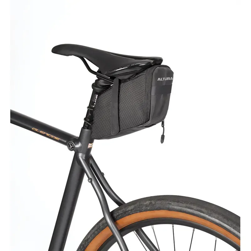 Altura Nightvision Saddlebag In Black