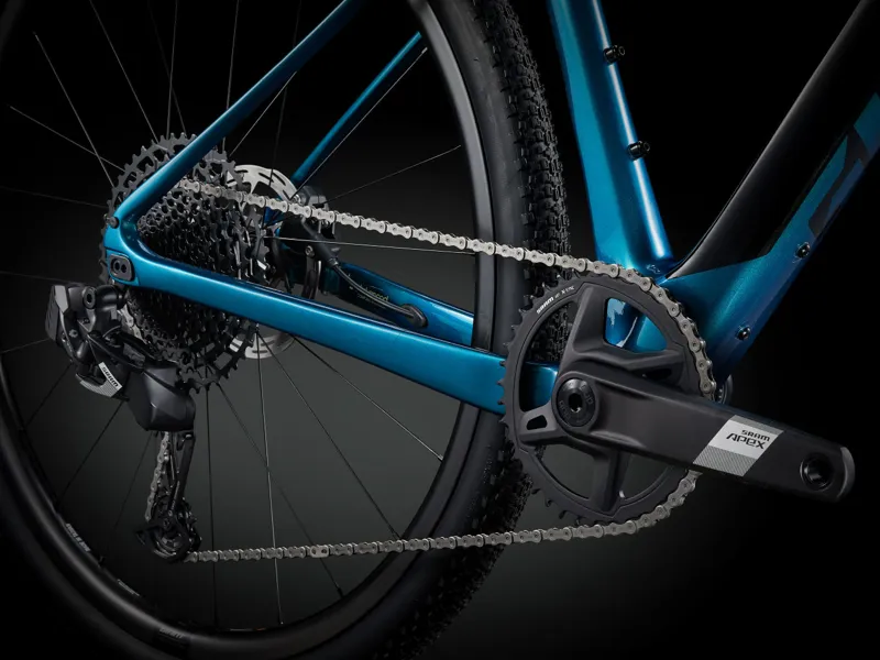 Giant Revolt X Advanced Pro 2 Gravel Bike in Black/Sea Sparkle-9